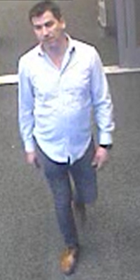 Cops hunting Downtown pickpocket 2 NYPD Cops suspect this man has been on a pick-pocketing spree across Lower Manhattan.