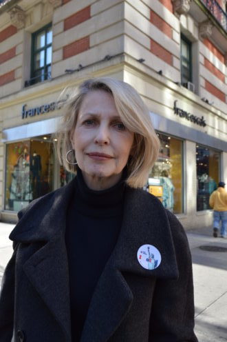 Kate Draper, a lifelong Upper West Sider who voted for Clinton, said she would love to give the L on the forehead to Trump if she ever sees him. | JACKSON CHEN 