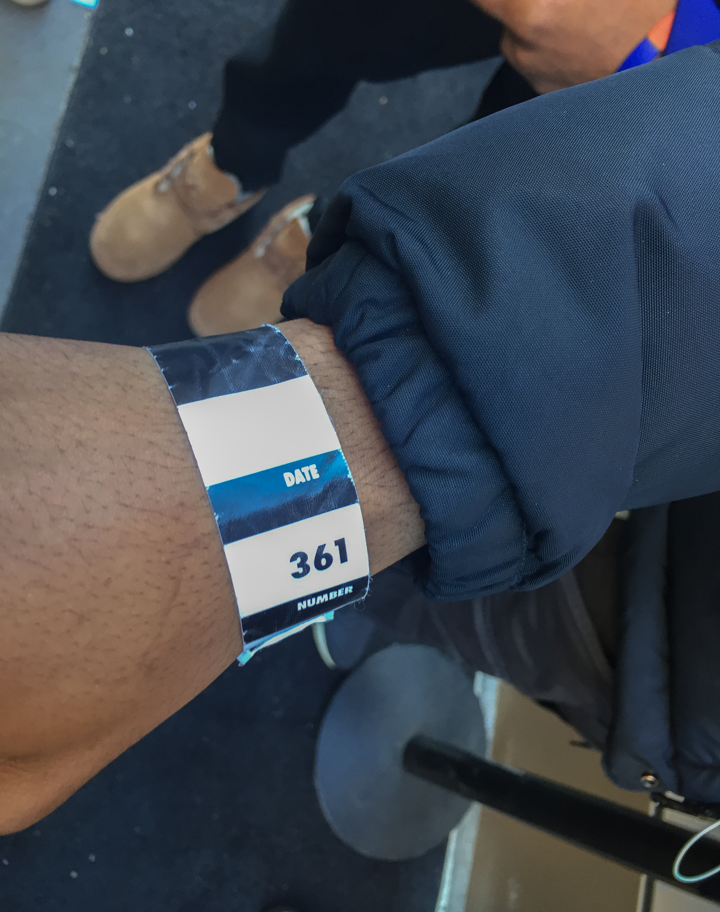 Just DON’T do it! Community calls foul on Soho Niketown; City delays store’s opening 3 Last Thursday, people waiting in line for the Niketown's grand opening the next day were given wristbands with numbers on them, to "hold their place in line" till the next day, so they would not have to camp out overnight. But when they returned on Friday, the store had not opened and they were given $200 gift certificates.