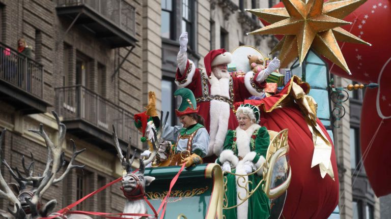 Santa's sleigh heads out along Central Park West on Thursday, November 24, 2016, bringing up the rear of the 90th annual Macy's Thanksgiving Day Parade in Manhattan.