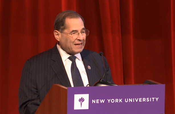 Congressmember Jerrold Nadler addresses an overflow crowd at NYU on December 19. | LINCOLN ANDERSON