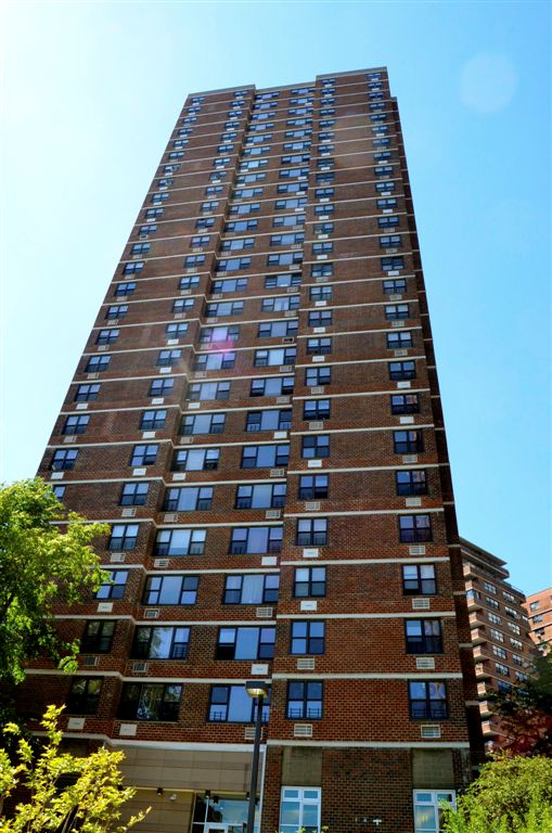 Residents say they have long complained about elevator problems at the Lower East Side high-rise complex. 