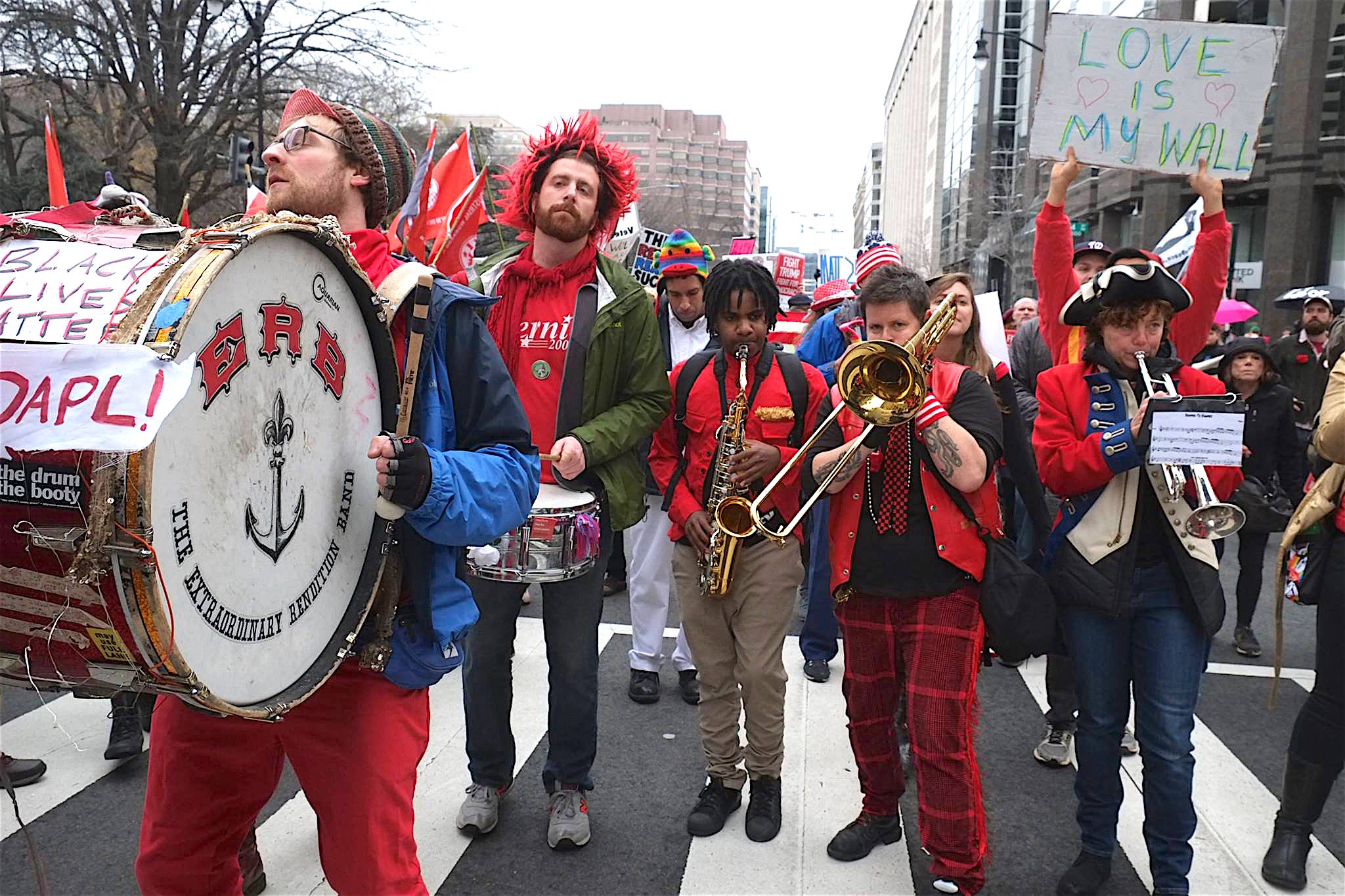The Extraordinary Rendition Band helped keep the crowd on the movin' and groovin'.