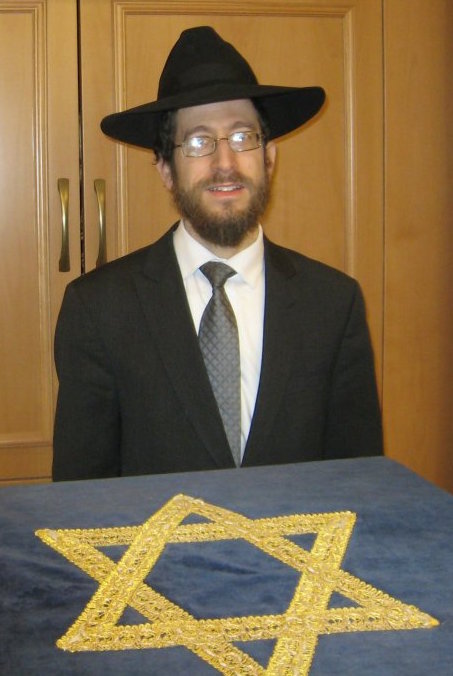 Rabbi Kalmin Nochlin is the new leader of Anshe Meseritz Synagogue. Photo by Lesley Sussman