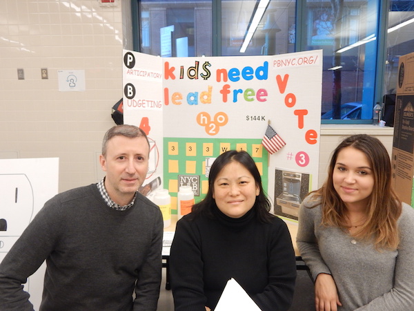 Fifteen Vie for Funding in Participatory Budgeting Process 3 Peter Marino, Alice Ho, and Savannah Jerome-Solbakken to pushed for new water fountains for the Lab and Museum Schools. Photo by Sean Egan.