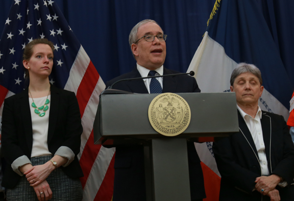 City Comptroller Scott Stringer, joined by United Neighborhood Houses of NY’s Nora Moran (left) and LiveON NY’s Bobbie Sackman at the Greenwich House Senior Center on March 21. | COURTESY: OFFICE OF THE COMPTROLLER 