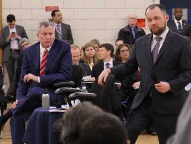deblasio-town-hall-2017-03-23-v01,VIL,PRINT_WEB,WEB