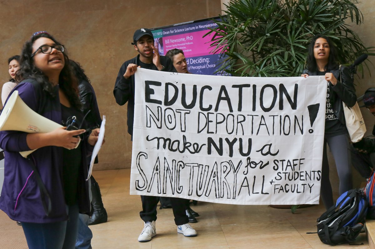 nyu-immigration-trump-2017-03-09-v02,VIL,PRINT_WEB,WEB