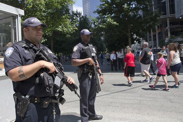 Don't panic! Police drills slated for WTC on Wednesday and this weekend 1 Associated Press / Mary Altaffer Port Authority Police officers, NYPD, and other emergency responders will be swarming around the World Trade Center campus and the Oculus transit hub on Wednesday and this weekend for a training drill.