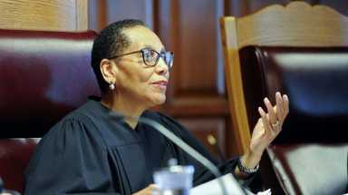 AMNWJUDGE0413_WEB