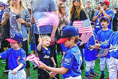 little-league-donation-2017-04-06-filepicDEPRINT_ONLYCMYK