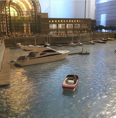 The North Cove Yacht Harbor at the World Financial Center. | GULLIVERSGATE.COM