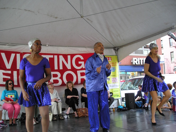 Seniors Amaze with Magic and Moves at Annual Talent Show 4