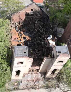 norfolk-synagogue-fire-2017-05-18-v01,VIL,PRINT_WEB,WEB