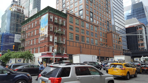 Former Cold Water Flat Now Surrounded by Hot Property 5