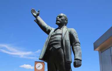 lenin-statue-2017-06-15-v01,VIL,PRINT_WEB,WEB