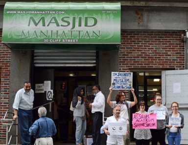 mosque-threat-2017-06-29-pic1DEPRINT_WEBWEB