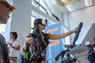 VR