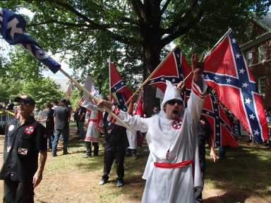 klan-protest-penley-2017-07-13-v01,VIL,PRINT_WEB,WEB
