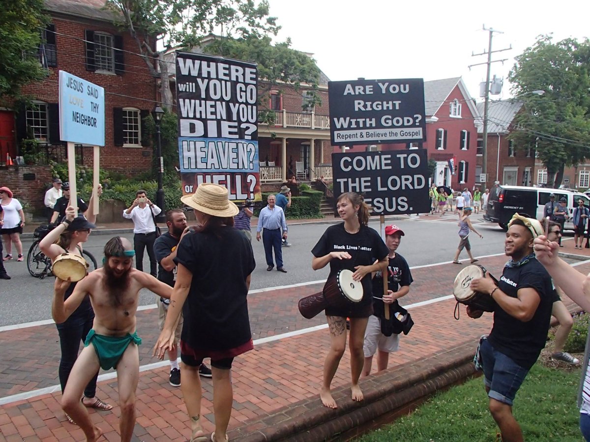 Klan slammed at Charlottesville, VA, Lee statue protest 4