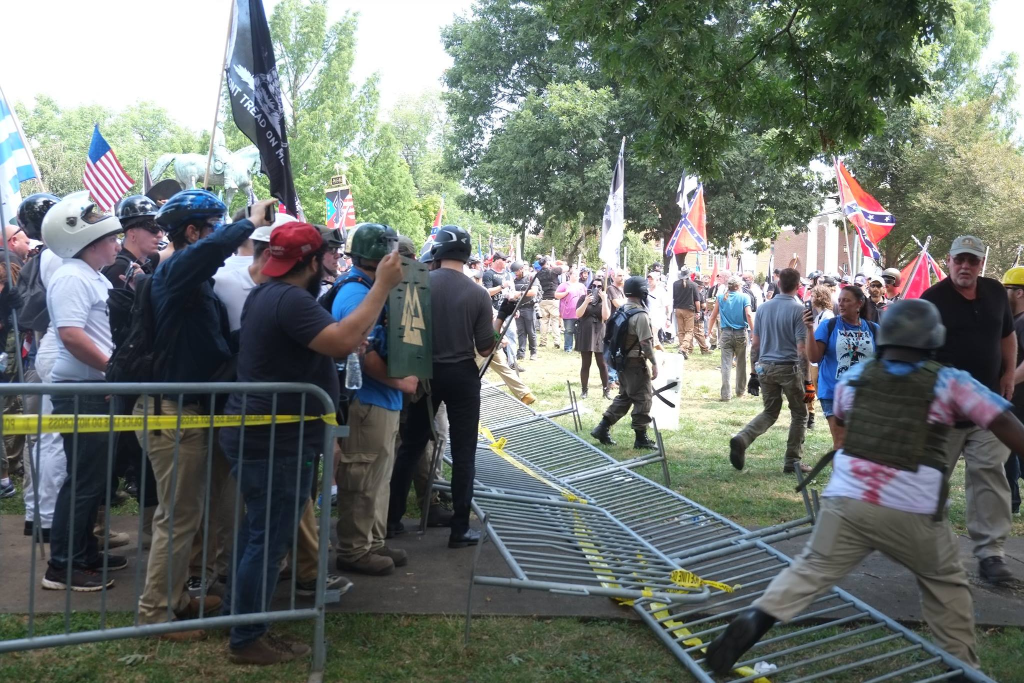 Cops let C'ville alt-right rally rage out of control: Photog 15