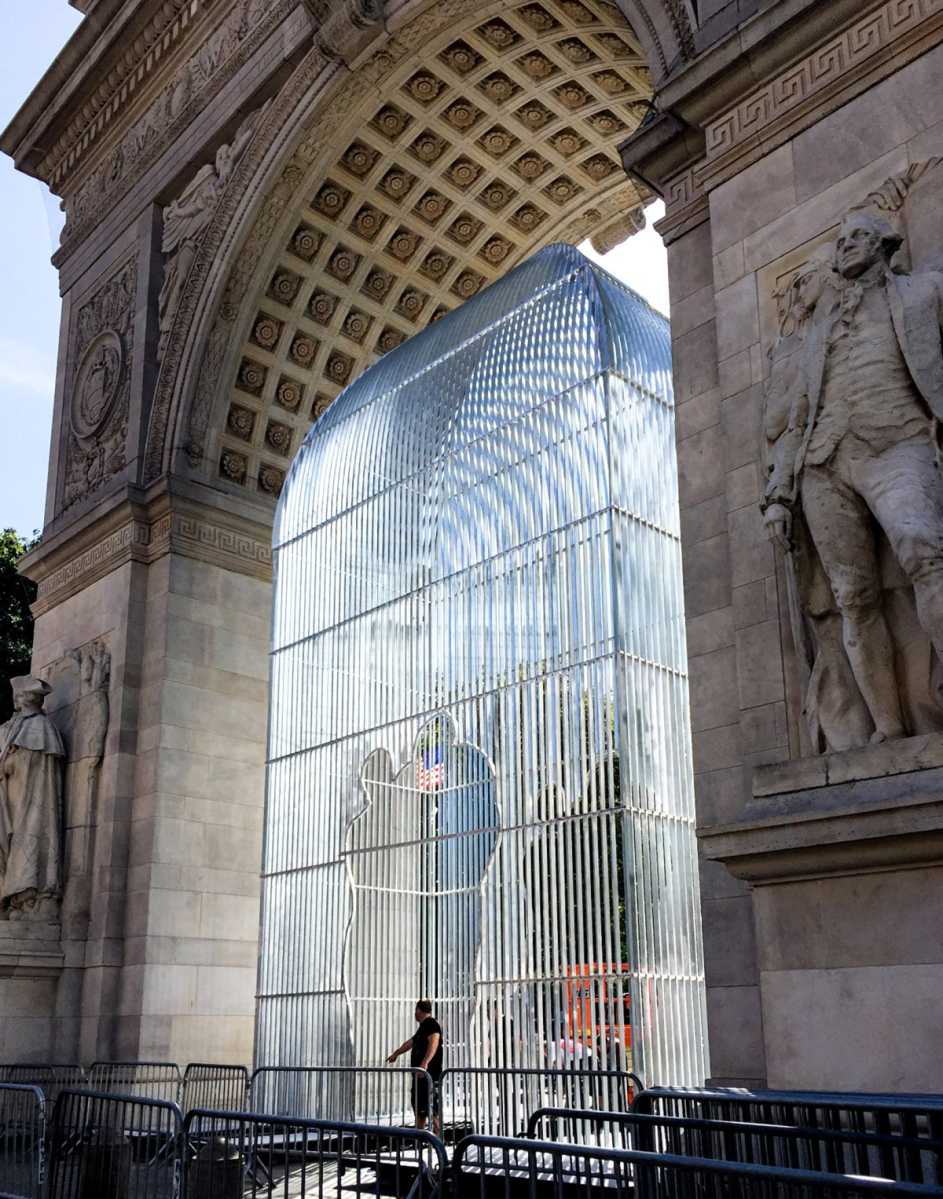 ai-weiwei-2017-10-05-v03,VIL,PRINT_WEB,WEB