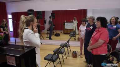 Singer Rachel Platten surprises cancer patients
