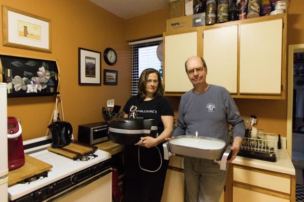 20 Months After Shutoff, Tenants Still Getting Burned by Lack of Cooking Gas 5