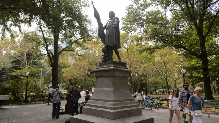 What’s an Italian-American to do on Columbus Day? 2 Columbus Day is coming and that means one thing: It's time to pick a side in the increasingly high profile debate about the famous Italian's legacy.