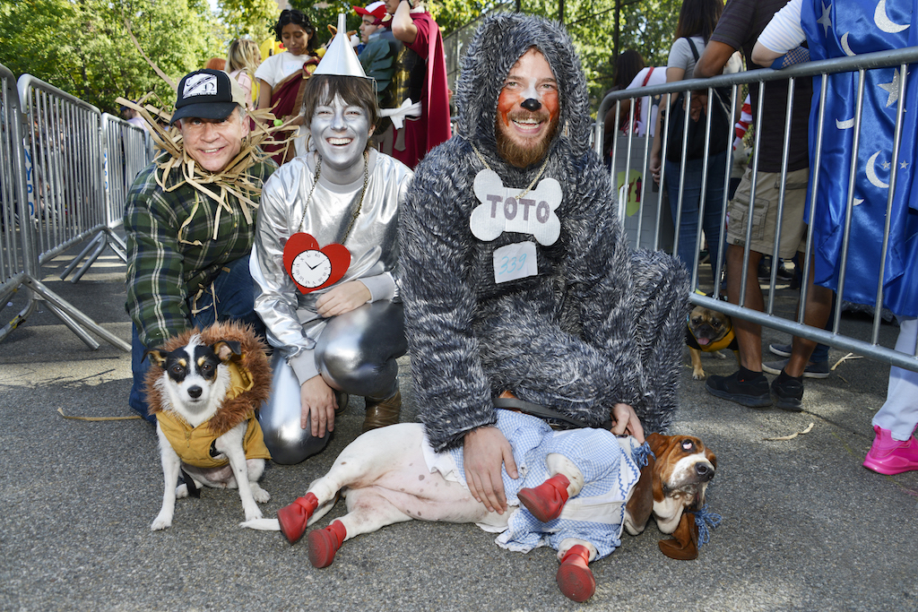 Fun on 4 and 2 legs at Tompkins Halloween Dog Parade amNewYork
