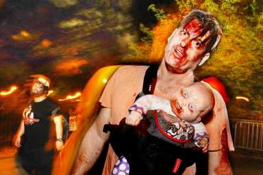 zombie-crawl-2017-10-19-v01,VIL,PRINT_WEB,WEB