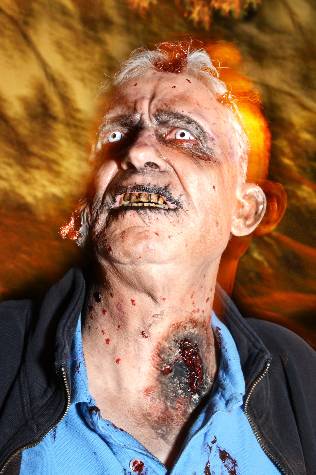 Sunday, bloody Sunday: Zombies crawl, party 1
