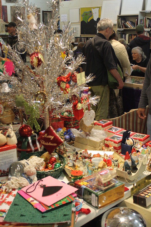 It's in the bag at Westbeth Flea Market finale 6