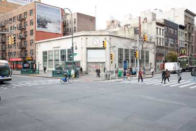 WEB Nov16_Mural_ExteriorStreet
