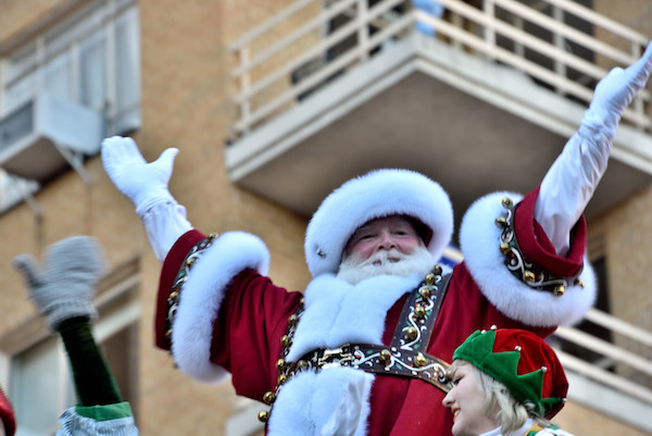 Macy’s Thanksgiving Parade Opens the Holiday Season 6
