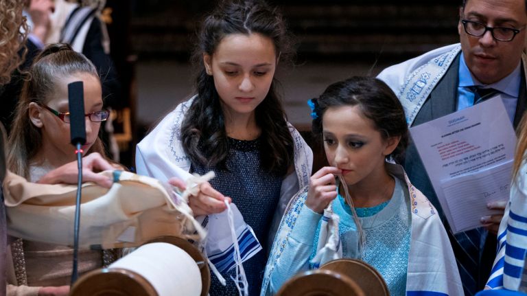 Russian Jewish refugees experience first bar, bat mitzvahs in generations 2 Karina Shlionsky, center right, of Staten Island, joins other children of Russian refugees as they prepare to read from the Torah during their Bnei Mitzvah (plural for Bar Mitzvah) on Sunday, Dec. 17, 2017.