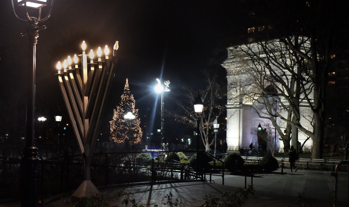 So a menorah, a Christmas tree and a ‘fence’ walk into a park and… amNewYork