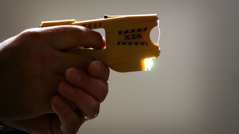 City jails to get more Tasers, ESU patrols to protect correction officers 2 More Tasers and Emergency Service Units are part of an enhanced correction officer security plan outlined by the city Department of Correction on Wednesday, Feb. 14, 2018.