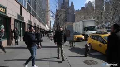 Man versus bus: amNY editor outraces the M42