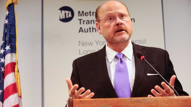 Turnstile jumping should be prosecuted by Manhattan DA, Lhota says 2 MTA chairman Joseph Lhota implored Manhattan District Attorney Cy Vance to continue prosecuting turnstile jumpers on Feb. 5, 2018.