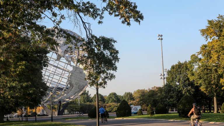 NYC parks projects vie for $20,000 in grant funding 1 AMNWPARK180425_WEB