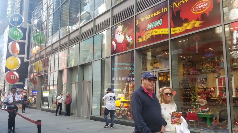 Coty plans to open a CoverGirl store at 30 Times Square, according to a report.  