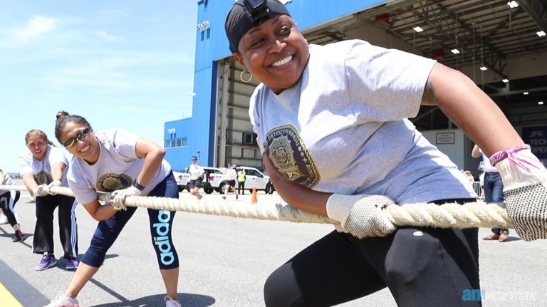 Who can pull a JetBlue airplane the fastest?