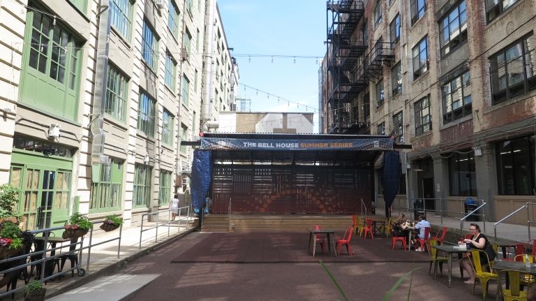 Sunset Park: What to do and where to eat in this neighborhood on a hill 25 Catch a show at Industry City, which hosts a number of free events for the community, including the Bell House Summer Series.