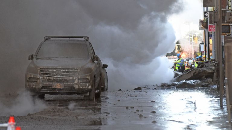 A steam pipe explosion in the Flatiron District exposed people near the blast to asbestos, officials said Thursday.