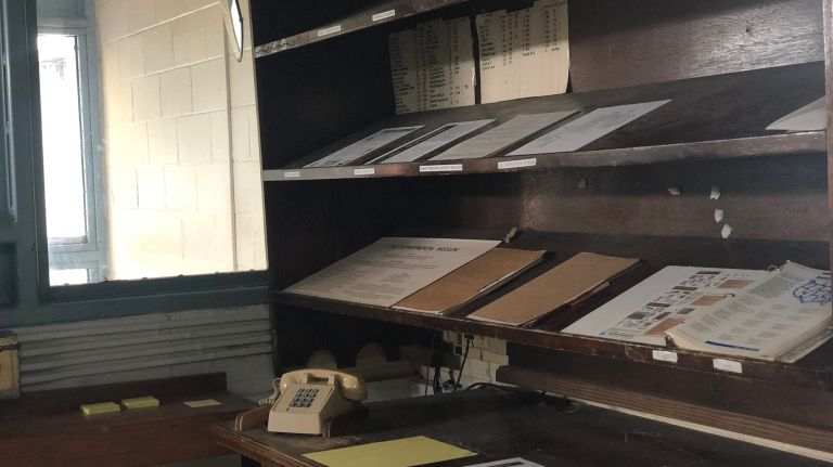 Behind the bars at ‘Orange Is the New Black’ prison on Staten Island 14 Piper and the other inmates are discharged through Arthur Kill's actual entryway, that's now filled with a mixture of papers left behind from 2011 and set props. You can also spot the entrance in