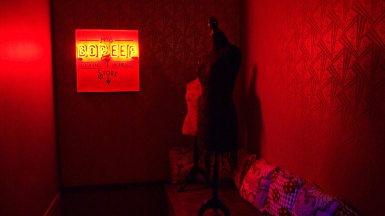 Bo Peep is a subterranean cocktail piano bar under The Rag Trader that is named after a clothing company that operated out of the building from 1932 to 1975.