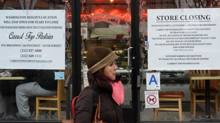 Carrot Top Pastries in Inwood closing after 40 years of baking bliss 2 A sign announces the planned closure of Carrot Top Pastries in Inwood due to a lack of cooking gas, which owner Robert Mancino said has had a negative impact on his business.