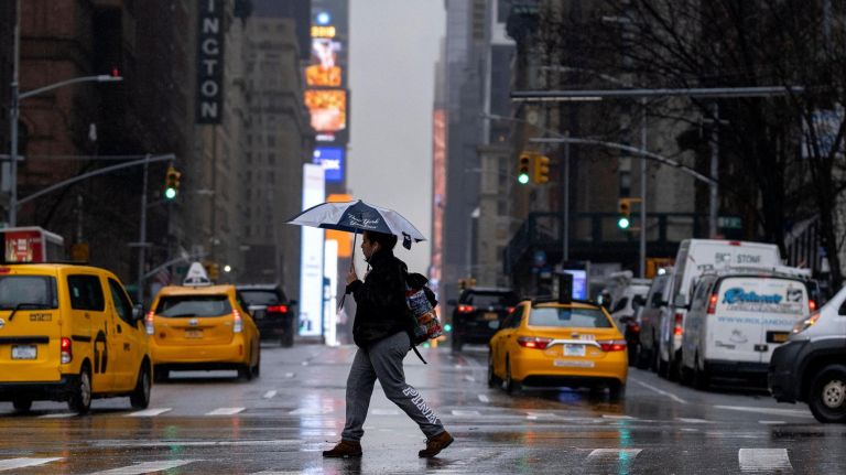 NYC weather: Rain hits city on New Year's Eve 2 Rain fell on the city on New Year's Eve.
