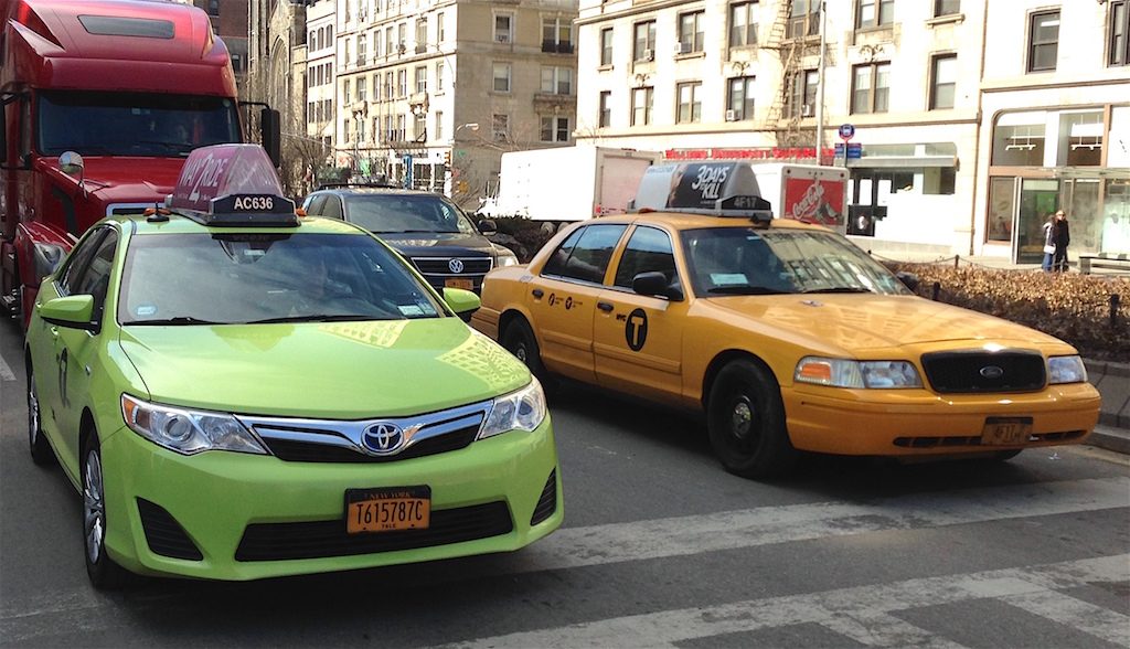 Taxicabs_cvvvof_NYC